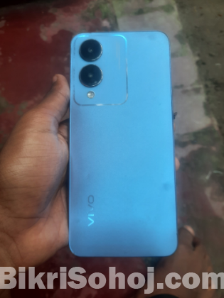 Vivo Y17s